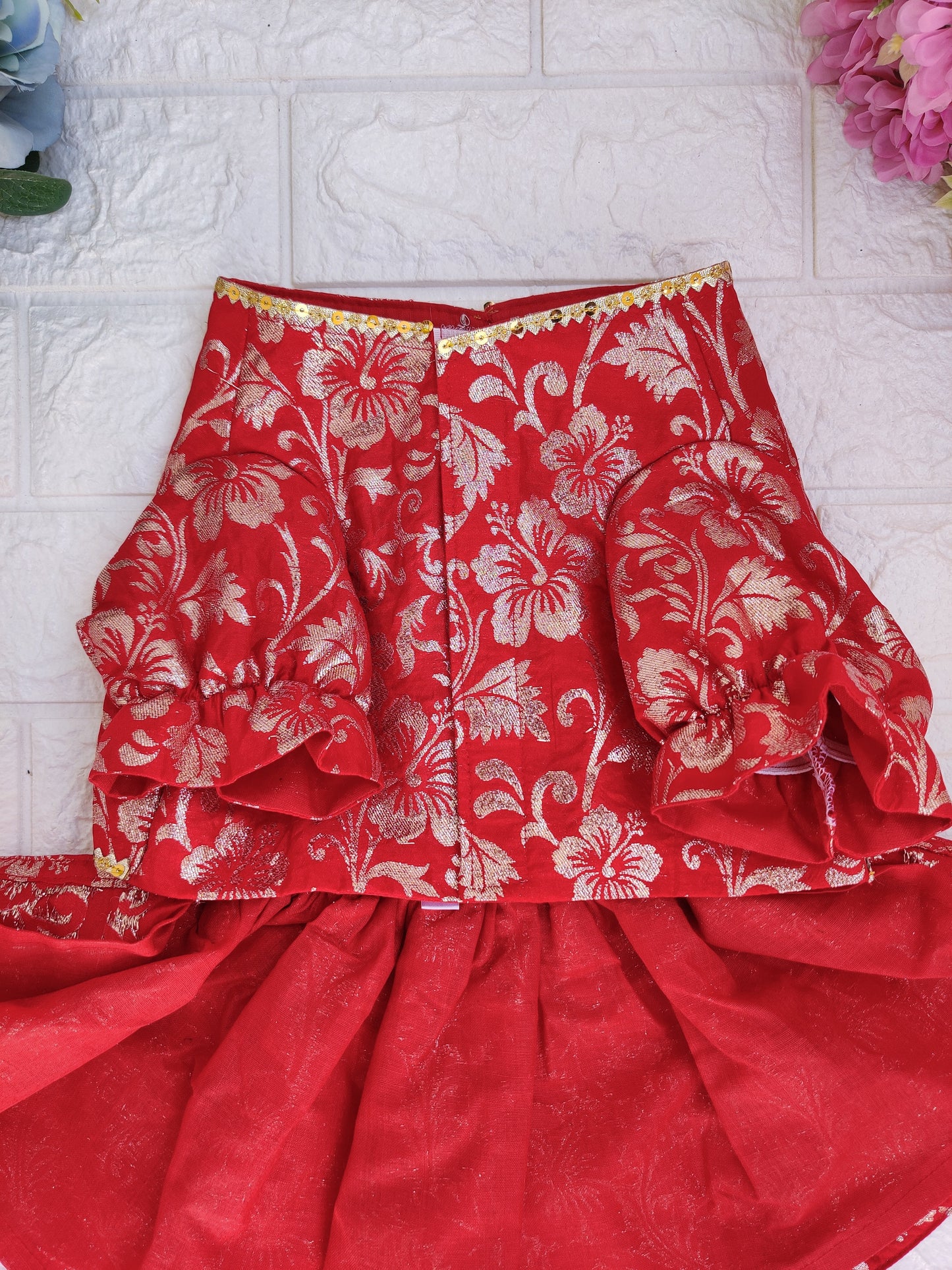 Laal Pari Lehenga