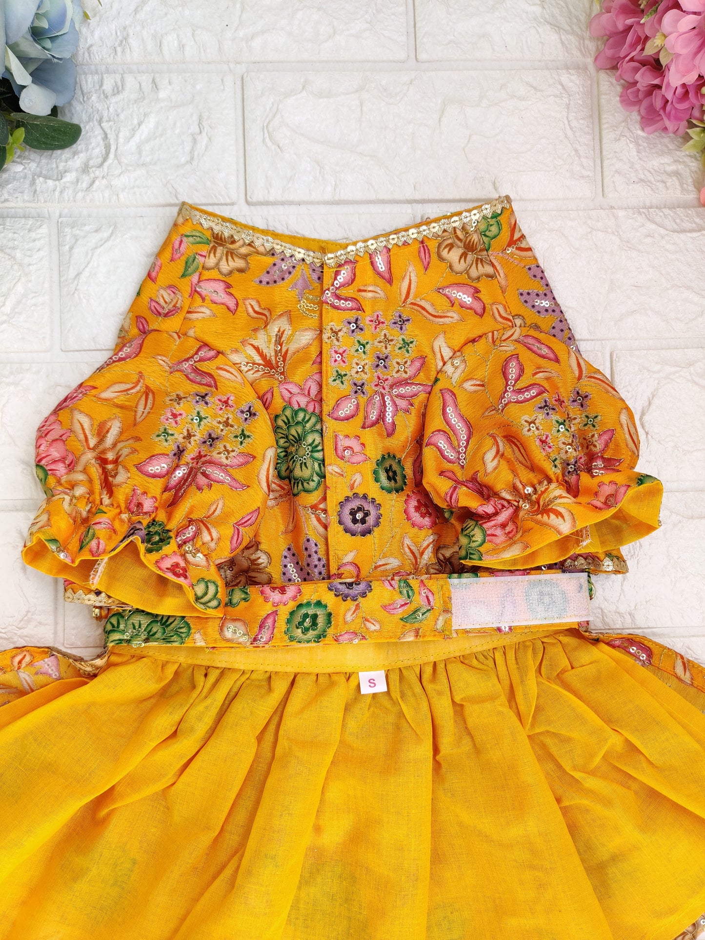 Chamak Chameli Lehenga