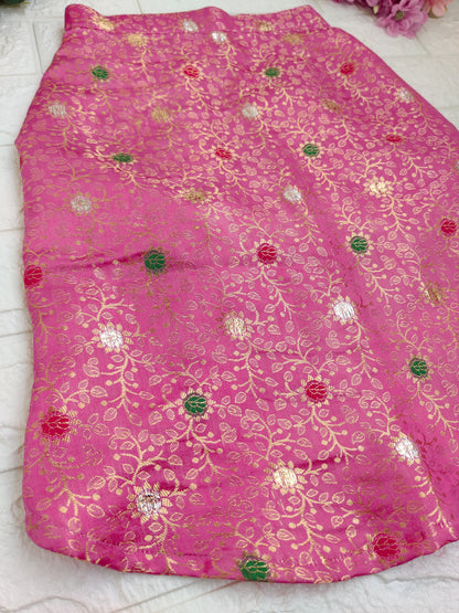 Gulabi Masti Kurta