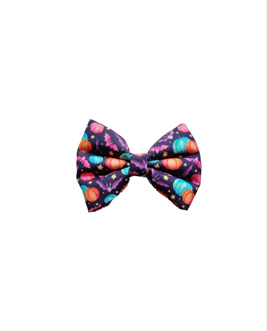 Pumpkin & Bats Classic Bow